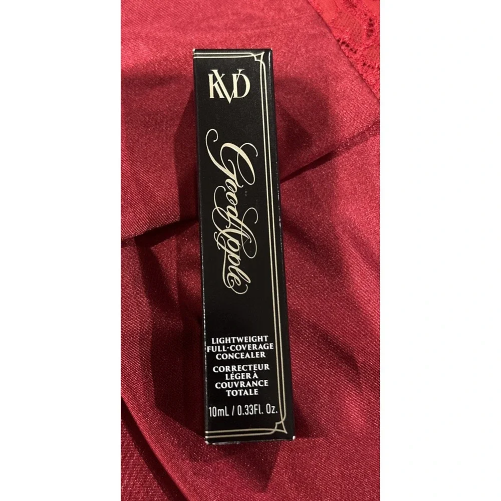 Kat Von D - Good Apple ~ Lightweight Full‎ Coverage Concealer ~ DEEP 181 ~ NIB